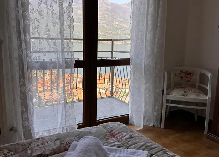 Little House *